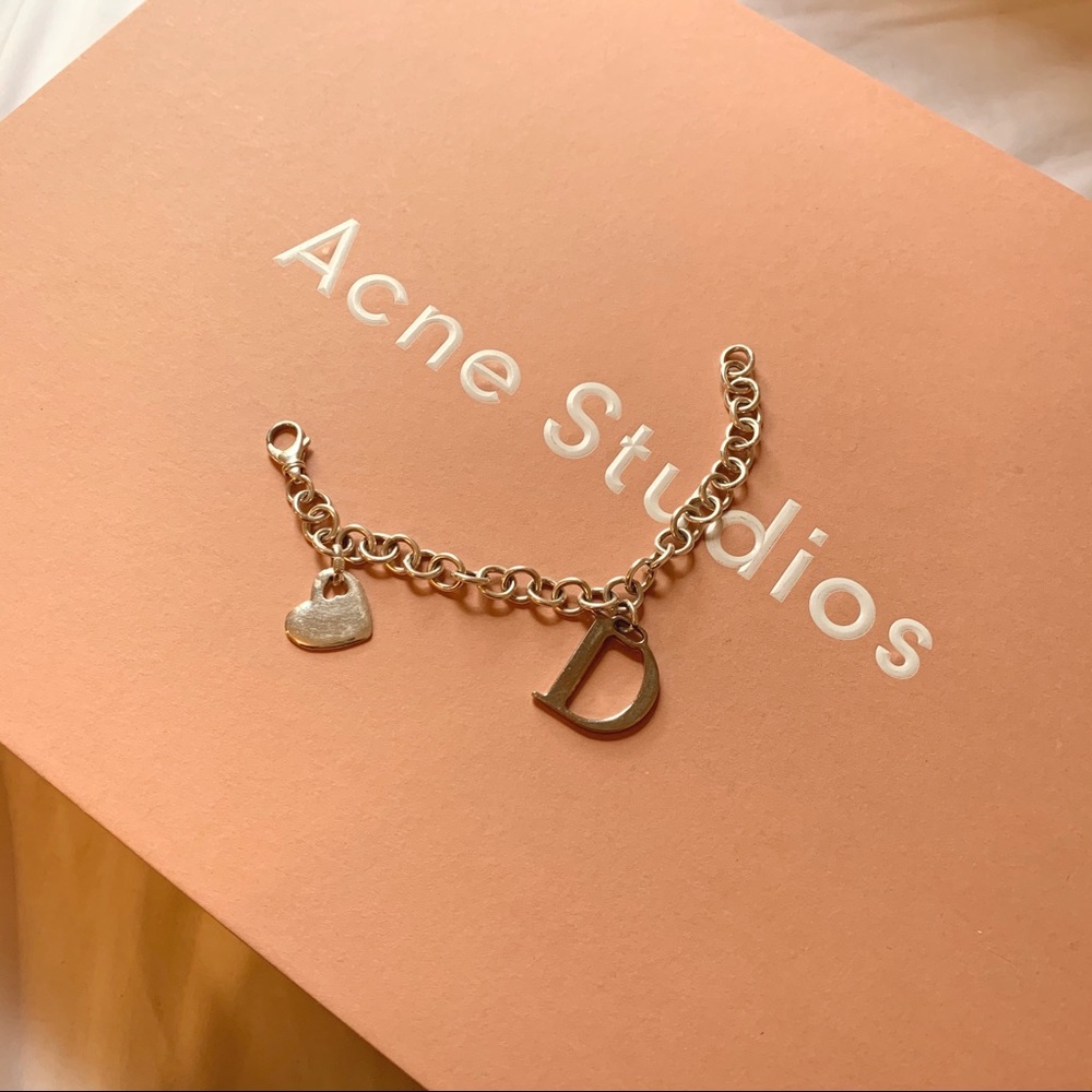 🛍3/30 925 Silver “D” Bracelet